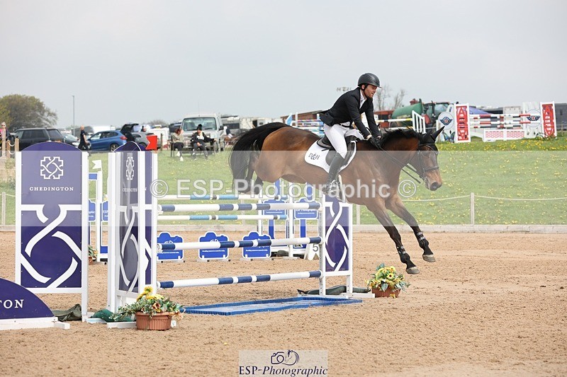 250424-114909-05075 - Cls 1 - 2 Star Small Tour