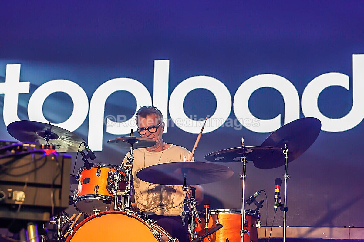 Sunday-393 - MINETY 2025