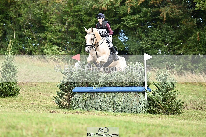 250831-144251-10966 - O-705-Imogen.Knight