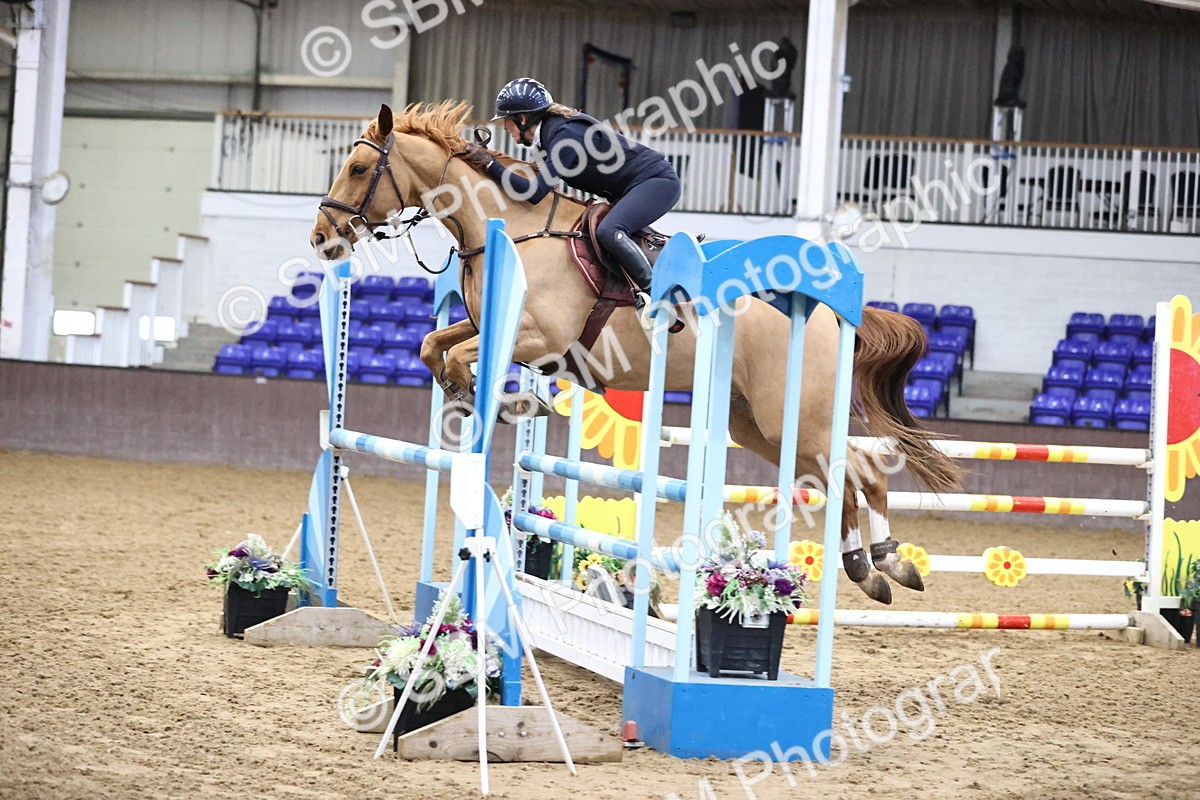 SBM_005629 - Class 17 - Senior Newcomers 1.10m