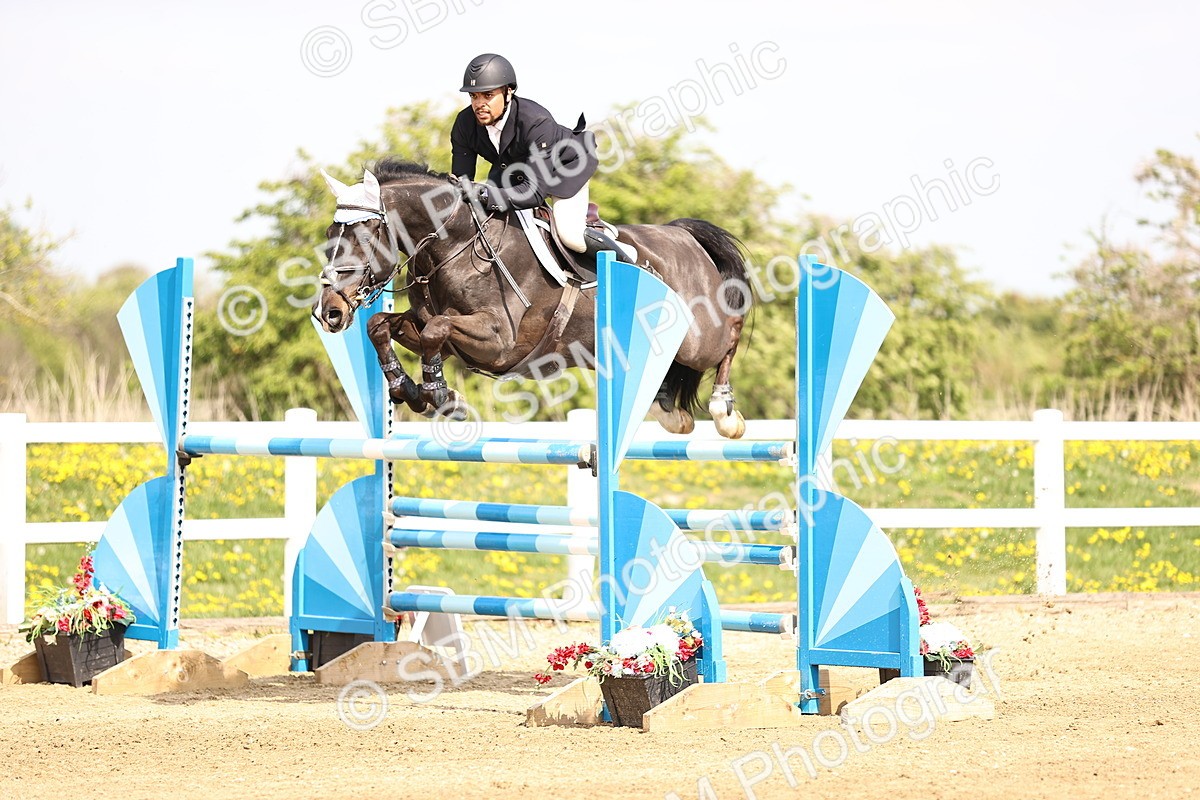  - Class 13 - Senior Foxhunter - 1.20m