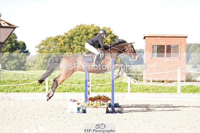 241004A-103938-00147 - Fri 01 Snr Disco & 1.00m Open