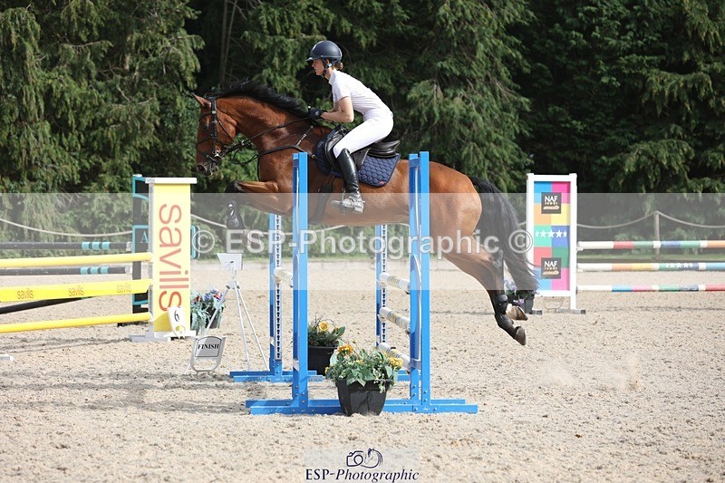 230908-153558-02546 - Cls 8 Snr 1.05m Open