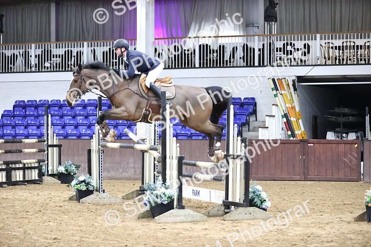 SBM_2391 - Class 9 - Senior Newcomers/ 1.10m Open