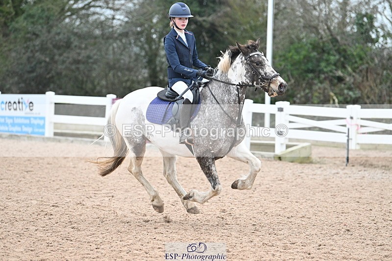 240128A-111651-00483 - Cls 3 Pony Discovery and 90cm Open