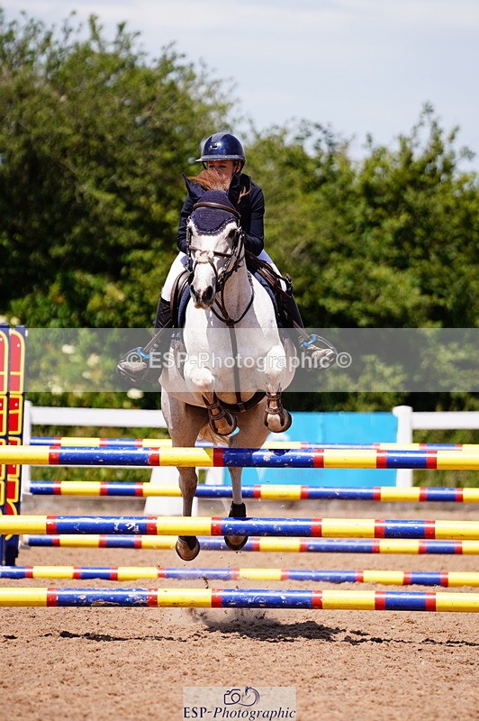 240629A-121332-05248 - Cls 18 Newcomers and 1m Open