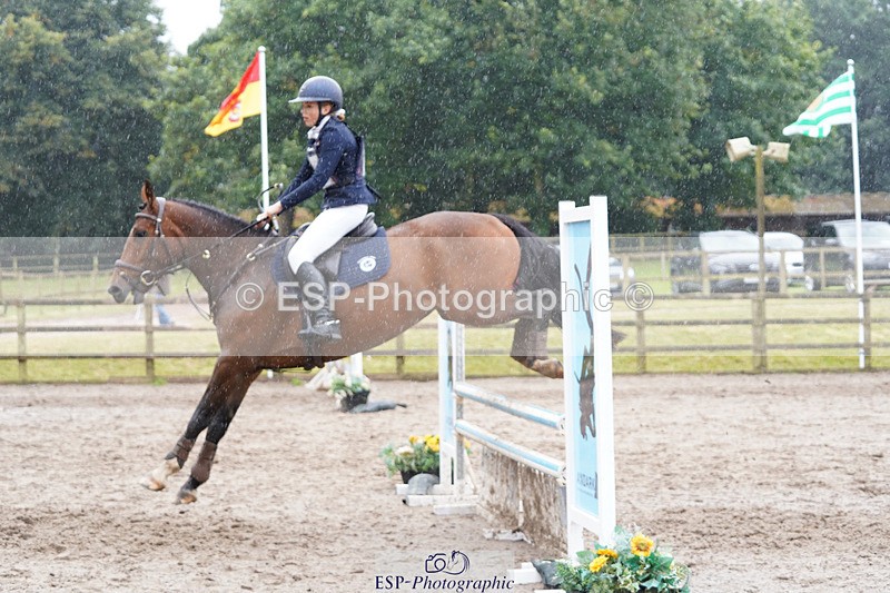 240824X-122418-24021 - 80cm Round 1 12.00 to 13.00