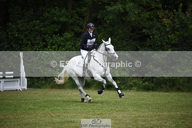 240630-115714-00573 - 919-Emma_Beckerleg-The_Russian_Roulette