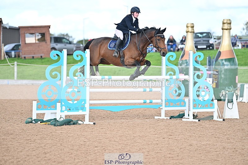 231014A-125055-04699 - Cls 19 1.15m Members Cup