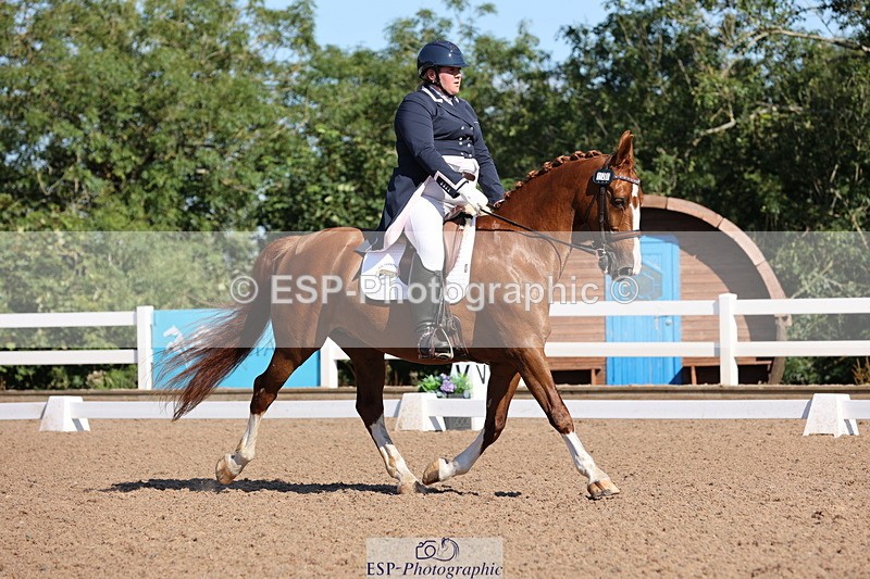 240816A-100427-02817 - 120-Camilla.Stevens-Angelica