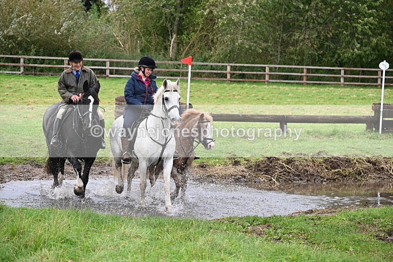 WJ6_4323 - Time at Photographer 11:57 to 12:14