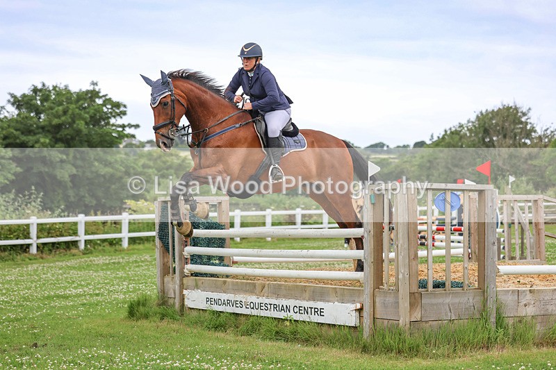 3E7A3941 - Class 6: Hawkins Motors Senior 1.00m Derby