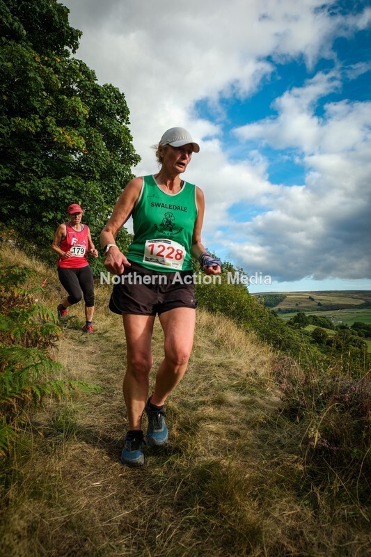DSCF5577 - Reeth Fell race seniors