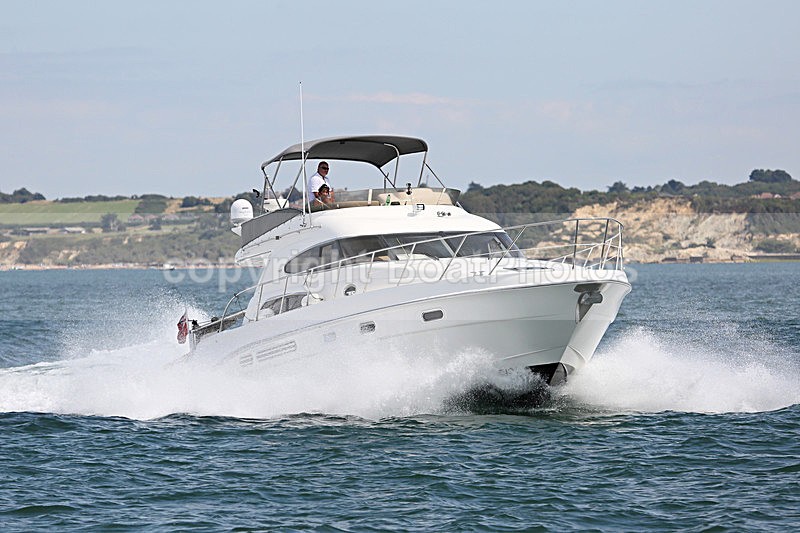 160814 KAHALA -SEALINE T47 Y92A3112 - Flybridge Cruisers