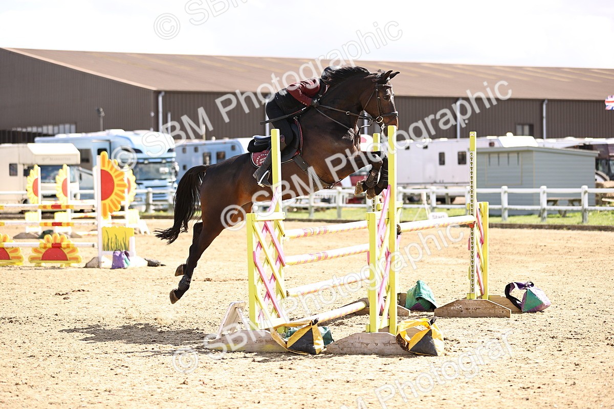 SBM_004360 - Class 17 - Senior Newcomers - 1.10m