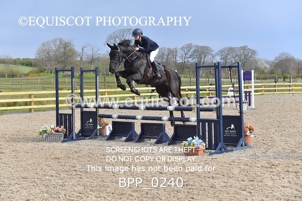 BPP_0240 - CLASS 2 FRI Senior BritiNovice/ 90cm Open