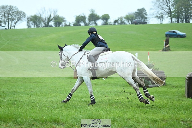 250418-160315-06738 - 319-Flora.Lickiss-MR.MONTY.DON