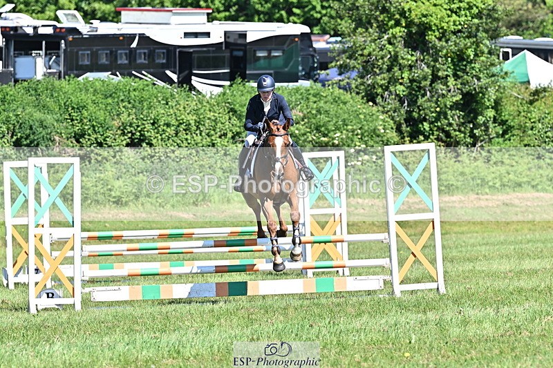 250522B-103218-01577 - 103-CAUNTON.COSMIC.DIAMOND-Helen.West