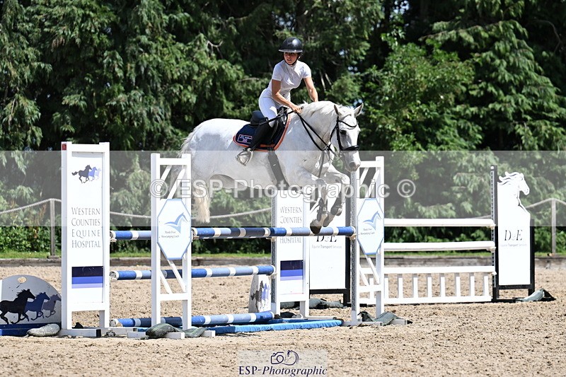 260705A-142433-20344 - Cls 52 Snr 1m 05 GP Jump Off