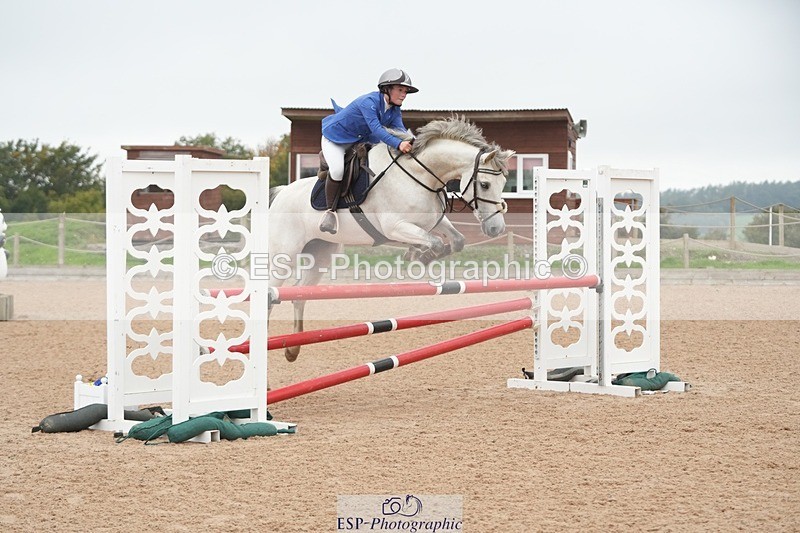 250920-120025-00836 - Cls 9 Pony Newcomers and 1m