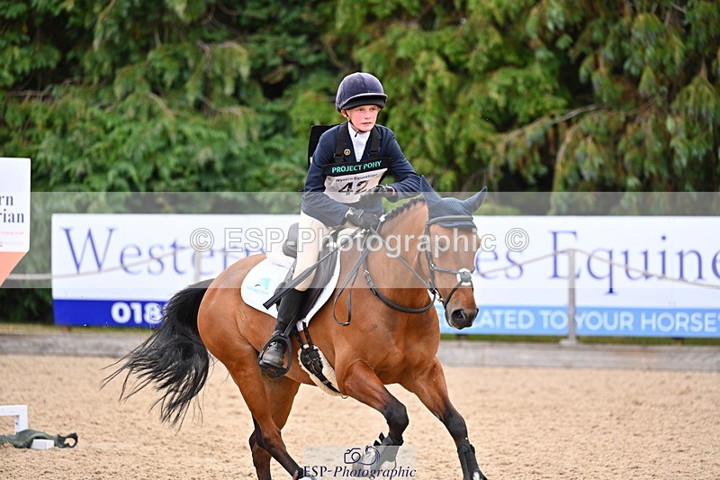 250802A-125057-03175 - A-042-Pippa.Krzywiec-LIMITED.EDITION