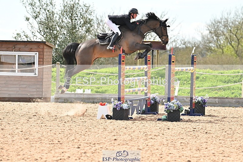 240418A-145054-04557 - Cls 9, 2 Star Big Tour 1.40m