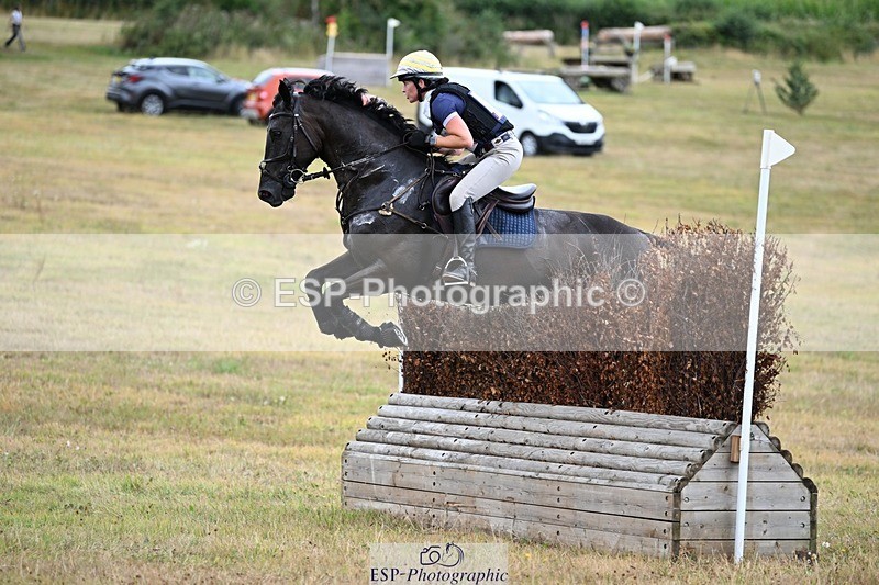 250803A-143034-15275 - O-677-Kate.Jupp-JUSTA.PLAYBOY