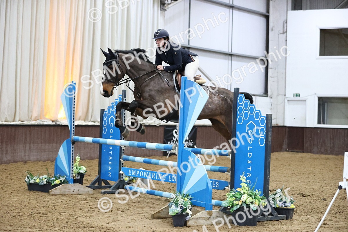 SBM_005719 - Class 17 - Senior Newcomers 1.10m