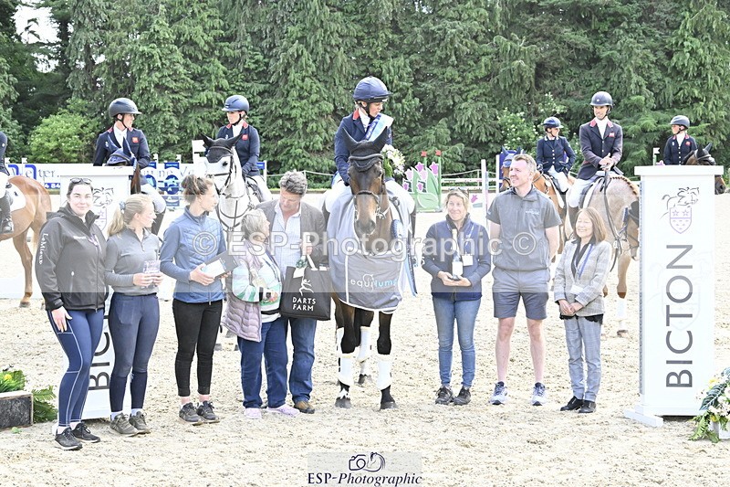 250525A-161346-18564 - Presentations Section C CCI 2 Star Long