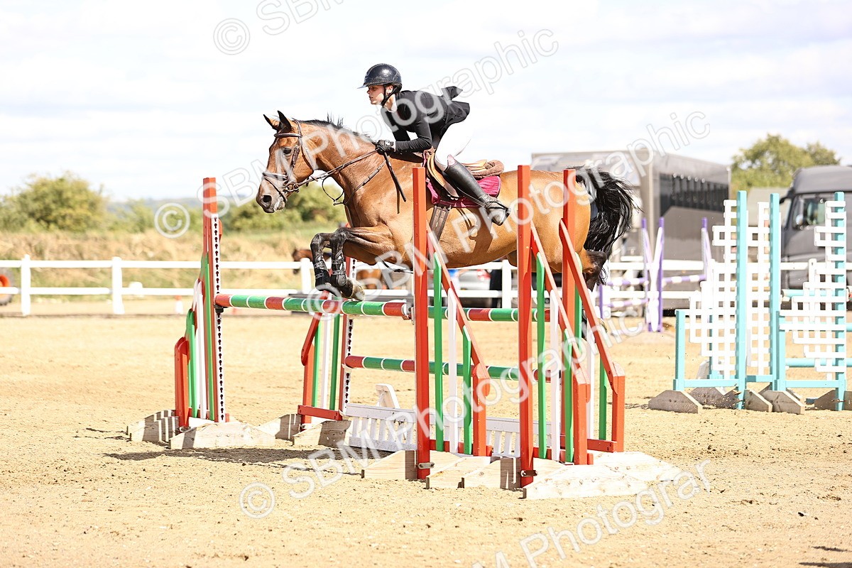 SBM_001363 - Class 6 - Senior Newcomers - 1.10m