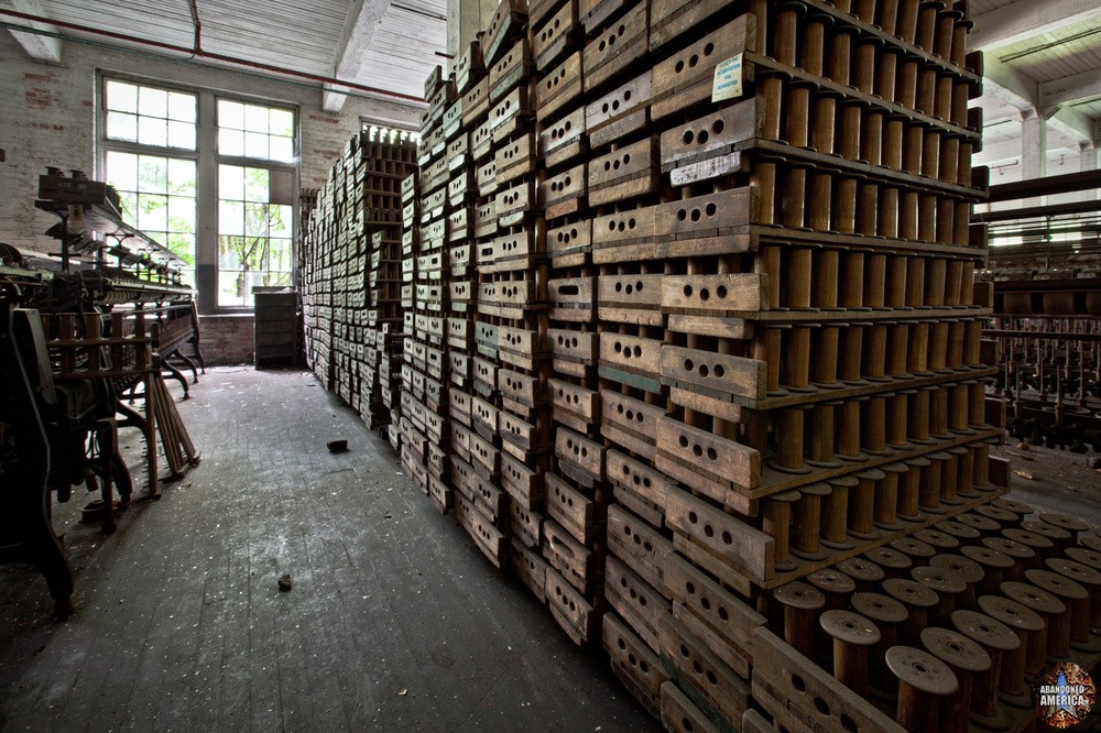 Klotz Throwing Company (Lonaconing MD) | Bobbin Crates - Klotz Throwing Company
