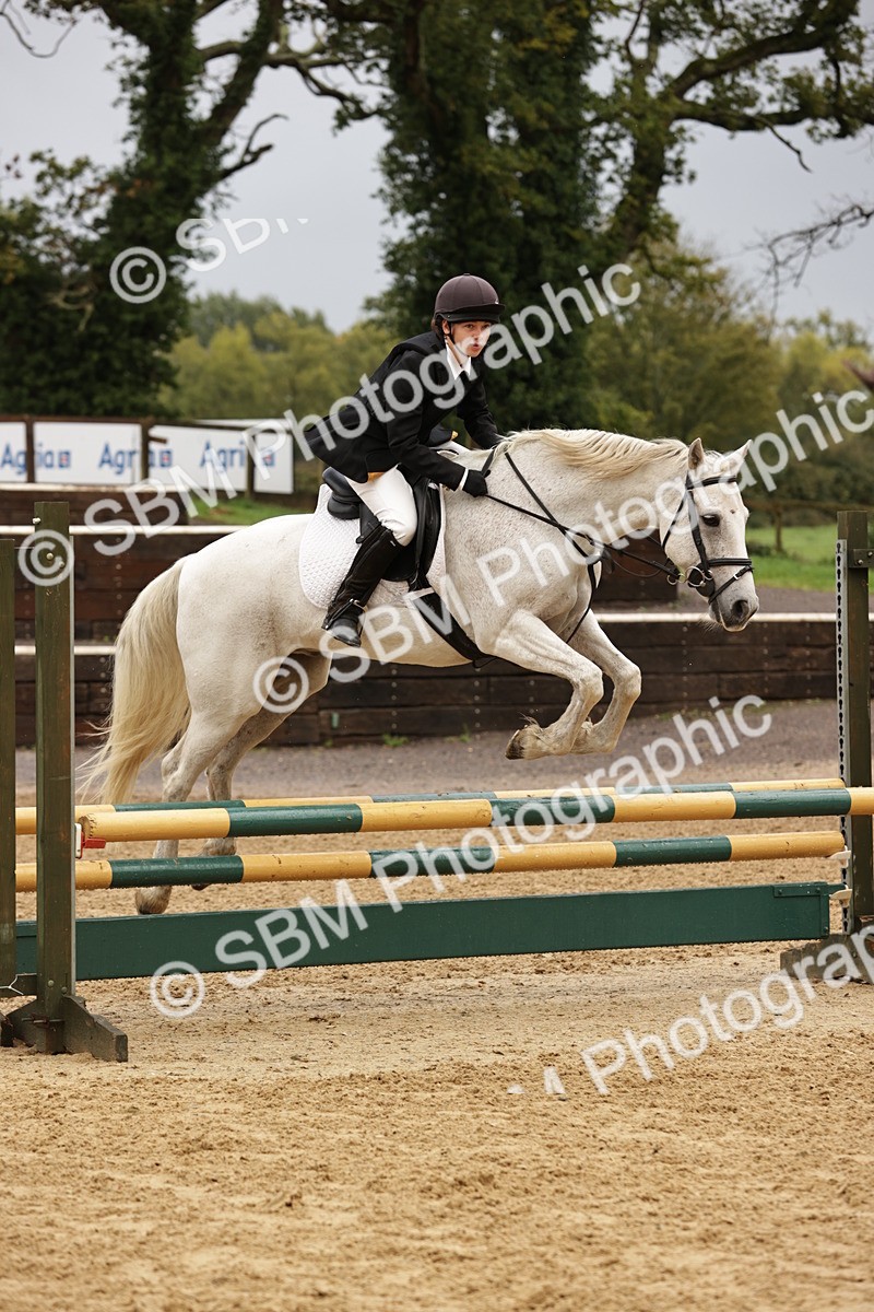 SBM_33040 - J38 - Senior Horse & Pony 80cm Championship
