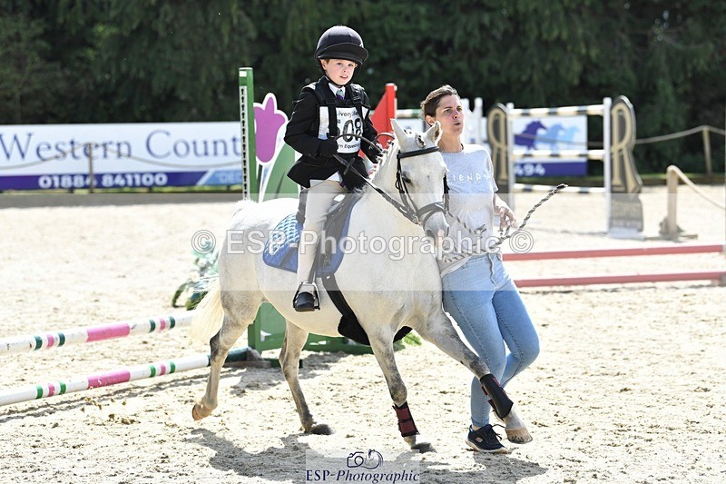 230824-141114-03823 - Round 2 Lead Rein Start to 14.40 CW