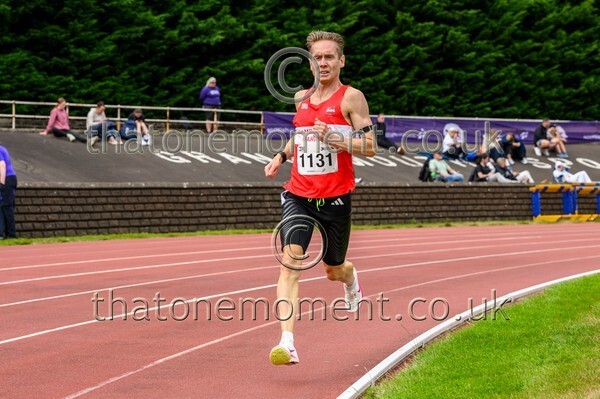 CEM26-914145 - Track Male Set Two