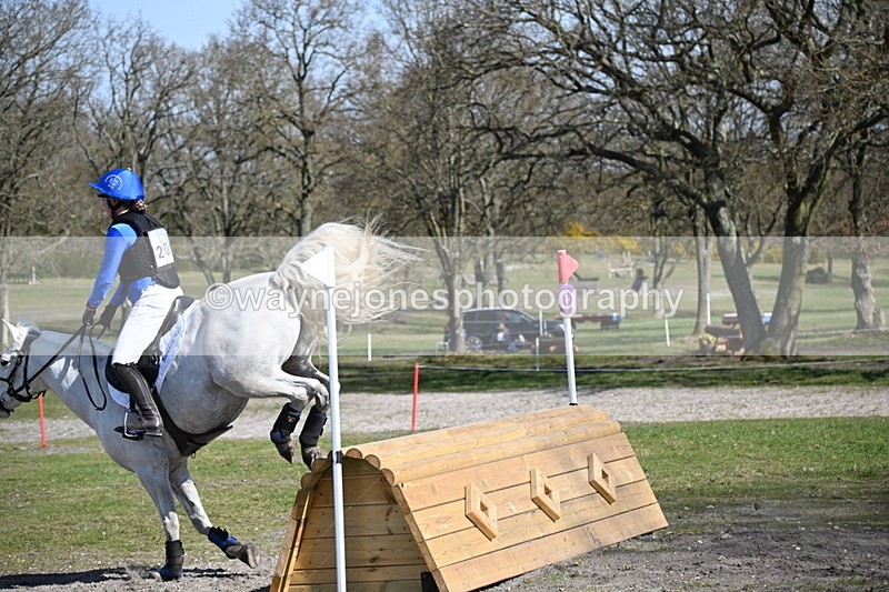 WJ6_2655 - Time 11:00 to 11:24