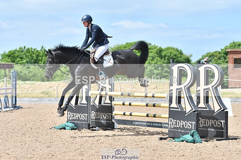 240609A-114516-04726 - Cls 17 Snr 1.05m Open