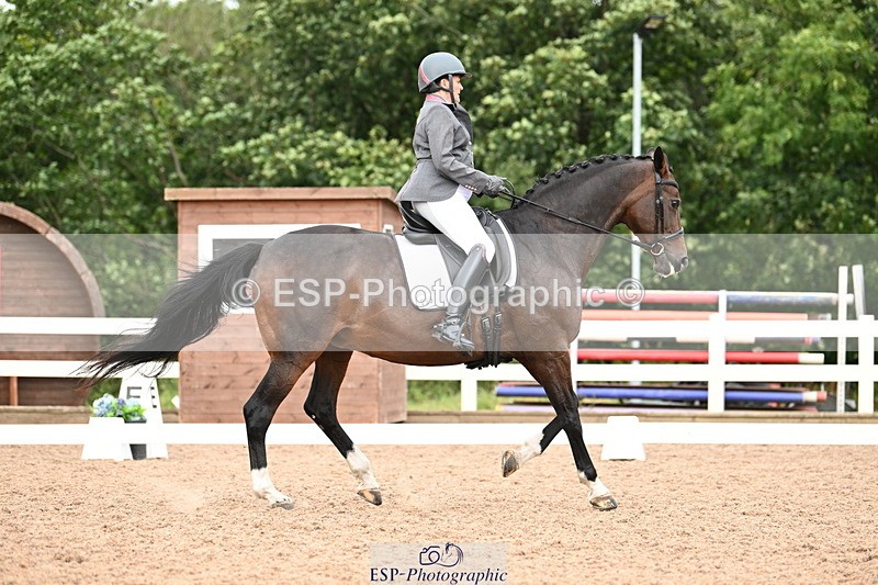 240815A-140950-01963 - 295-Zara.Bassett-Croon.Gravin