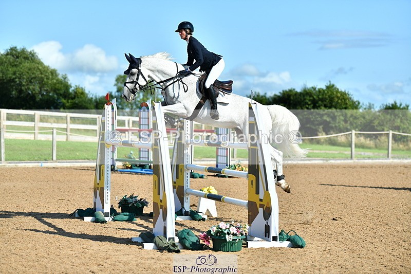 230723A-171125-13788 - Cls 8, 2 Star Medium 1.35m