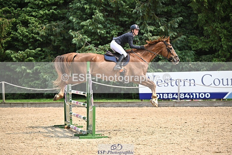 240818-131720-04594 - Cls 11A Snr Newcomers