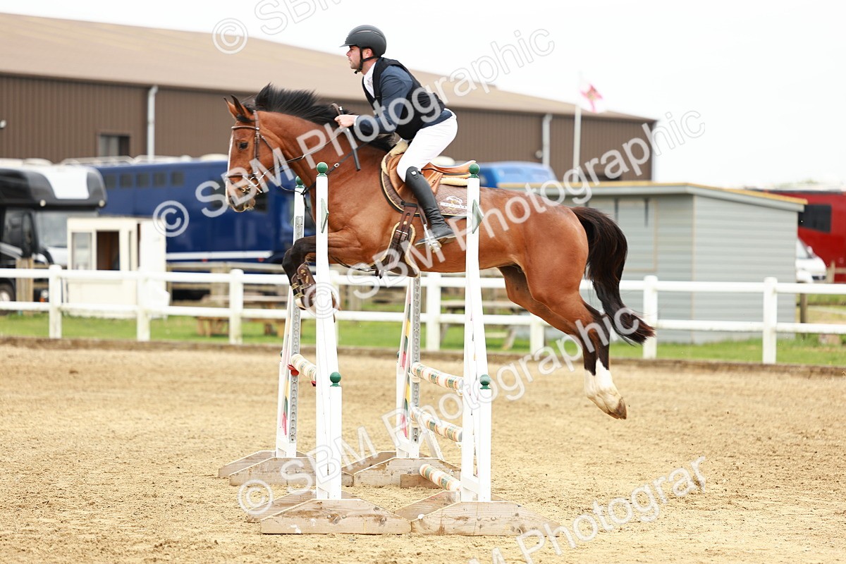 SBM_000211 - Class 2 - Senior British Novice - 90cm