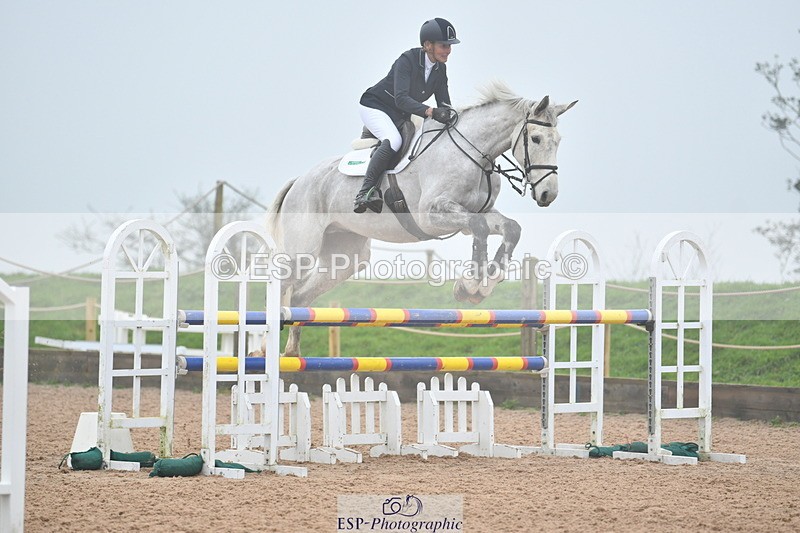 240214A-123650-00483 - Cls 4 Newcomers and 1.10m Open