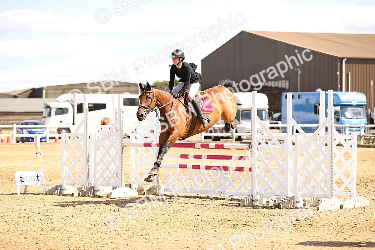 SBM_001358 - Class 6 - Senior Newcomers - 1.10m