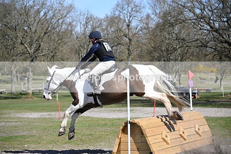 WJ6_3165 - Time 11:42 to 12:19