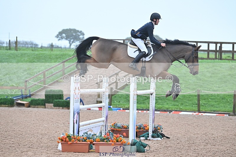 231013A-163058-03330 - Cls 10B National 1.40m Open