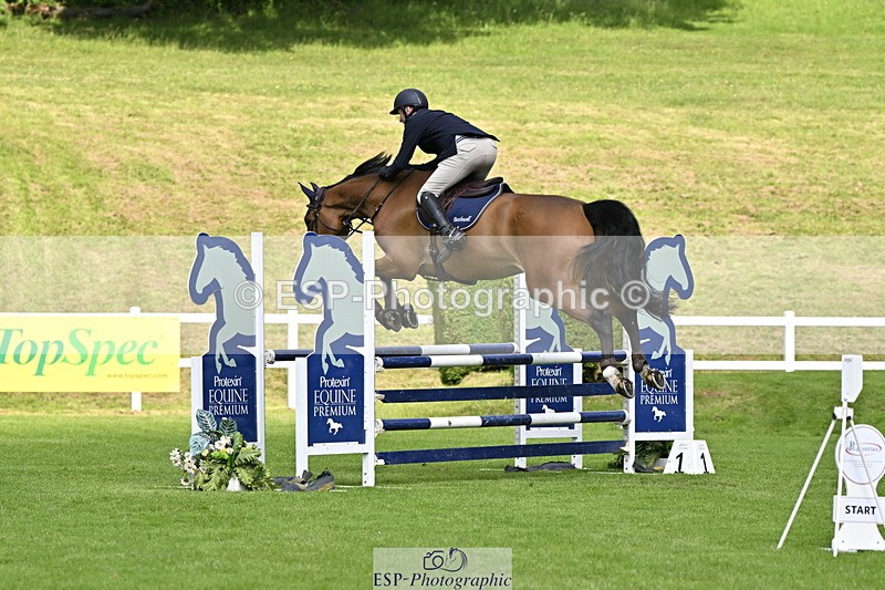 250613A-102909-00459 - Cls 1 Snr Newcomers and 1.10m Open