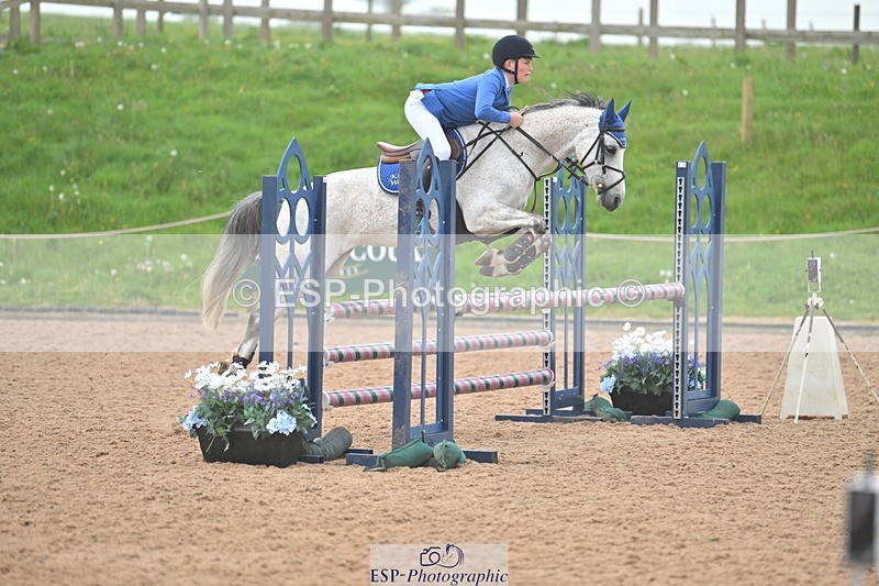 240505A-110624-04753 - Cls 3  Pony Discovery & 90cm Open