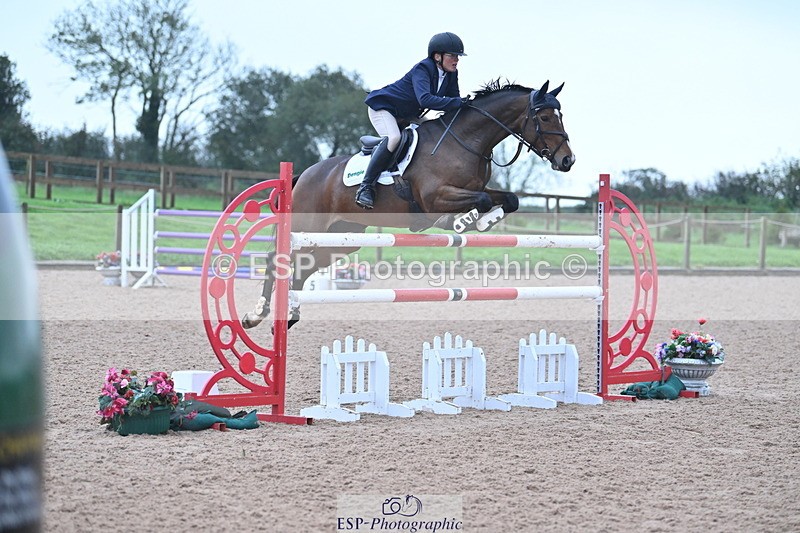 231013A-160543-03206 - Cls 10 National 1.30m Open