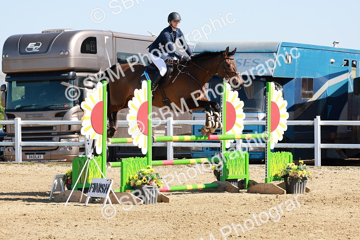 SBM_004468 - Class 17 - Senior Newcomers - 1.10m