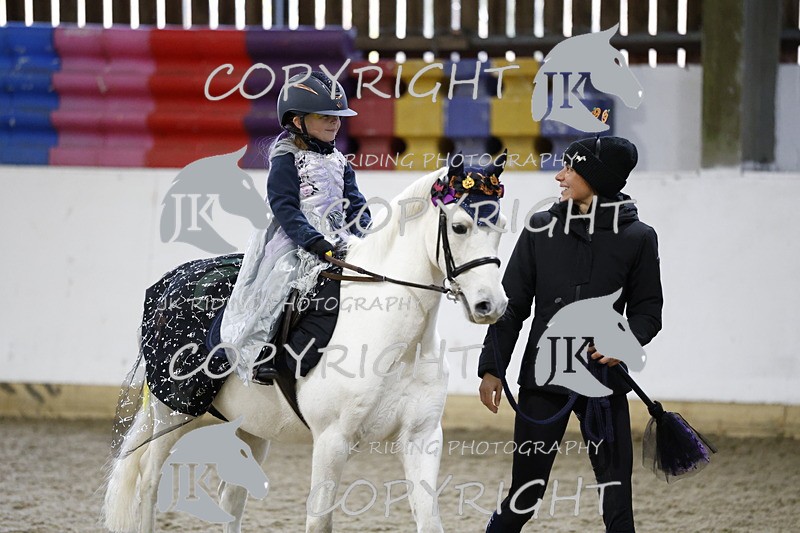 _T0A0657 - Class 1 Cross poles