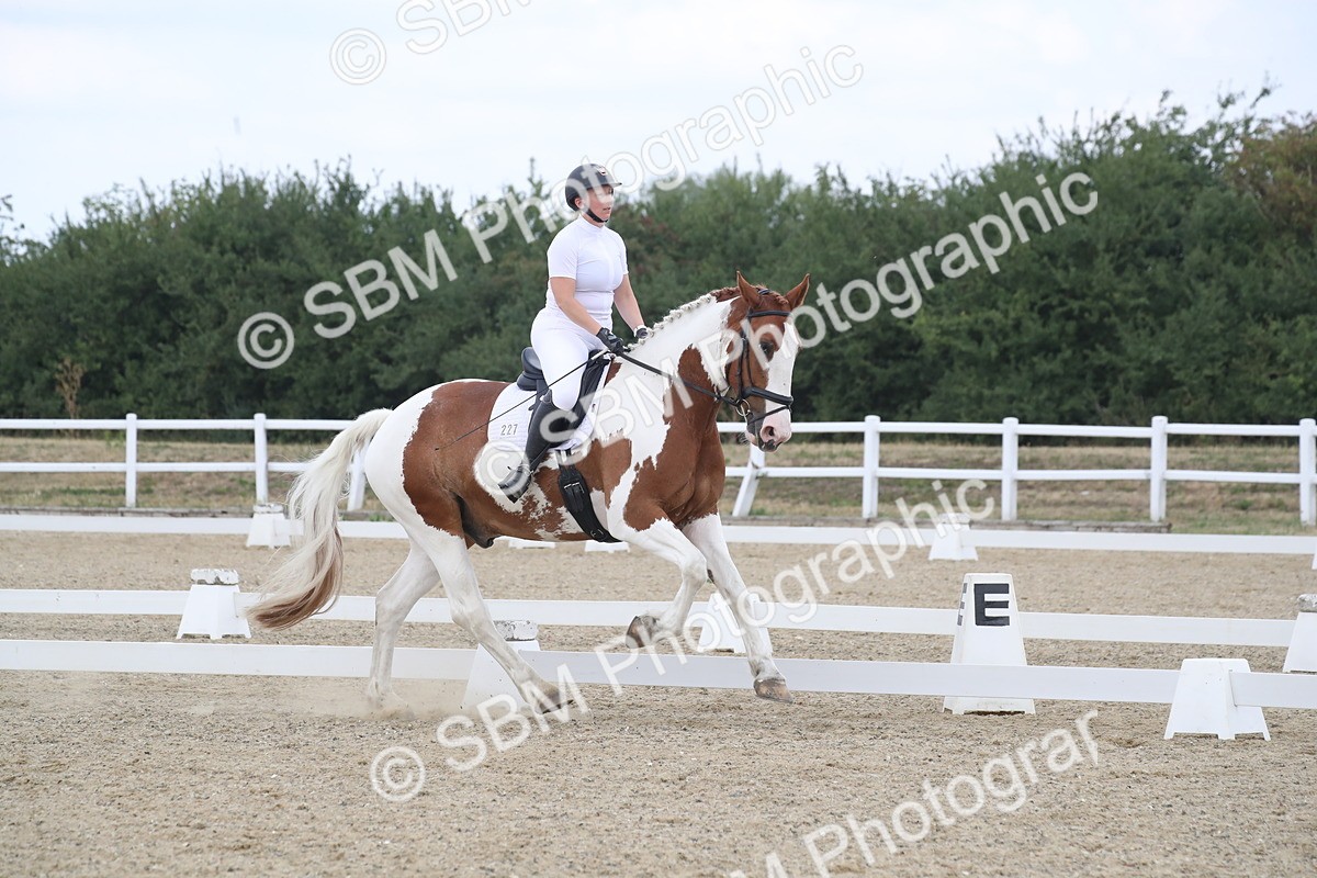 SBM_008303 - Novice 5 - 10.56-13.12